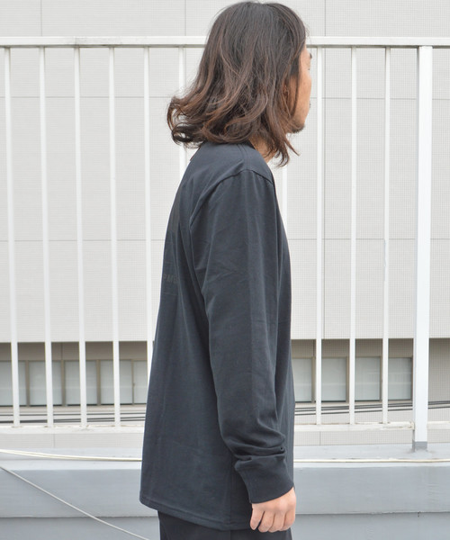 THE NORTH FACE（ザノースフェイス）の「THE NORTH FACE/ザ・ノースフェイス LS THROWBACK T（Tシャツ/カットソー・メンズ・ホワイト/ブラック・L/XL/M/S）」の3枚目の写真