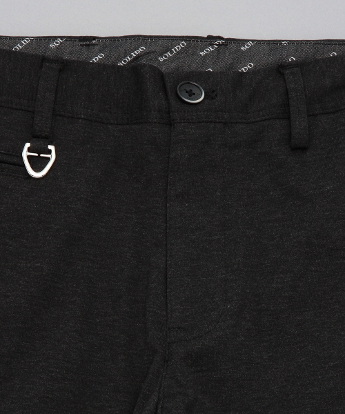 International Gallery BEAMS(インターナショナルギャラリービームス)の「SOLIDO / SEPTIU(スラックス・メンズ・チャコールグレー/シルバー・4/3/1/2)」の15枚目の写真