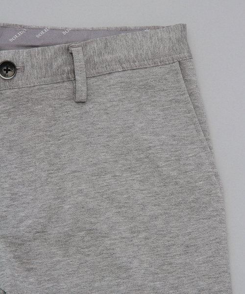 International Gallery BEAMS(インターナショナルギャラリービームス)の「SOLIDO / SEPTIU(スラックス・メンズ・チャコールグレー/シルバー・4/3/1/2)」の20枚目の写真