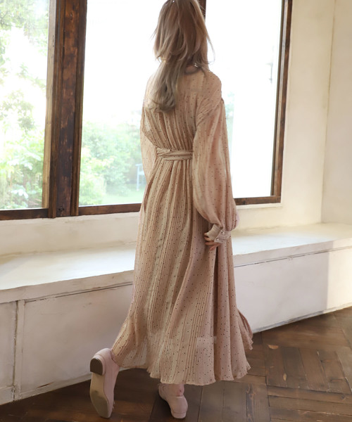 one after another NICE CLAUP（ワンアフターアナザーナイスクラップ）の「ドットガウンワンピース（ワンピース・レディース・ブラウン/モカ/ベージュ・FREE）」の4枚目の写真