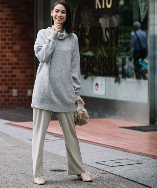 Munich(ミューニック)の「ストレッチウォームリブニット ワイドフレアパンツ【セットアップ可】(その他パンツ・レディース・チャコールグレー/ブラック/モカ/グレイッシュベージュ・S/M/XS)」の8枚目の写真