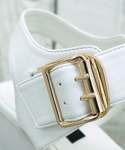 goocy（グーシー）の「【goocy】ボリュームストラップサンダル（サンダル・レディース・ホワイト/ブラック・36/37/38）」の8枚目の写真