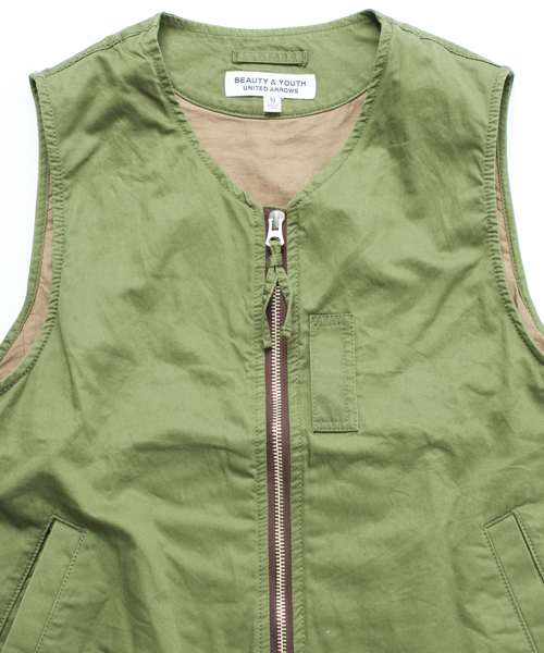 BEAUTY&YOUTH UNITED ARROWS(ビューティーアンドユースユナイテッドアローズ)の「BY ∴ バック/サテン ミリタリー ベスト(ベスト・メンズ・ブラック/オリーブ・SMALL/MEDIUM/X-LARGE/LARGE)」の11枚目の写真