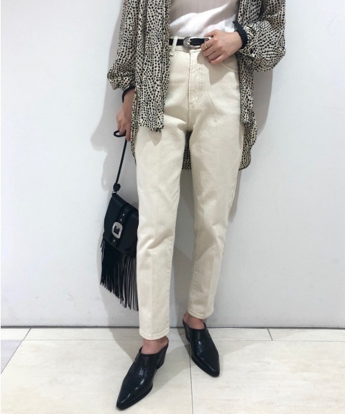 PAGEBOY(ページボーイ)の「ドレスジーンズ(デニムパンツ・レディース・ライトブルー/インディゴブルー/ブルー/ライトベージュ/ダークインディゴブルー/ブラック系その他・28inch/24inch/25inch/26inch/27inch)」の15枚目の写真