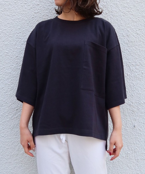 Riberry(リベリー)の「ヘビーウェイトサイドスリットT(Tシャツ/カットソー・レディース・ベージュ/オフホワイト/ラベンダー/グリーン系その他/スミクロ/ライトグリーン・FREE)」の2枚目の写真