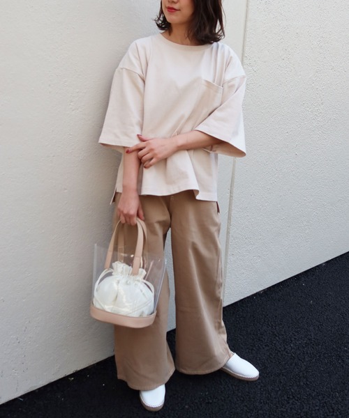 Riberry(リベリー)の「ヘビーウェイトサイドスリットT(Tシャツ/カットソー・レディース・ベージュ/オフホワイト/ラベンダー/グリーン系その他/スミクロ/ライトグリーン・FREE)」の10枚目の写真