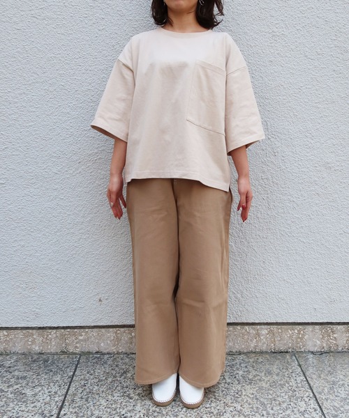 Riberry(リベリー)の「ヘビーウェイトサイドスリットT(Tシャツ/カットソー・レディース・ベージュ/オフホワイト/ラベンダー/グリーン系その他/スミクロ/ライトグリーン・FREE)」の9枚目の写真