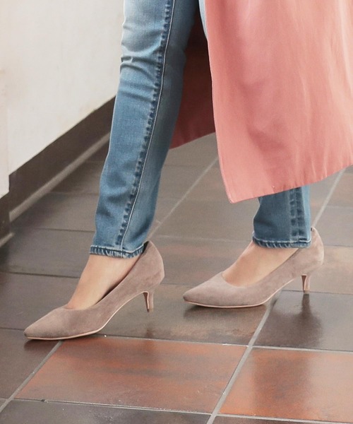 KOBE LETTUCE（コウベレタス）の「ロングノーズポインテッドトゥパンプス（パンプス・レディース・ブラック/ブラック系その他/グレイッシュベージュ/パープル/ピンク/ベージュ系その他/ホワイト/レモンイエロー・S/LL/M/L）」の6枚目の写真