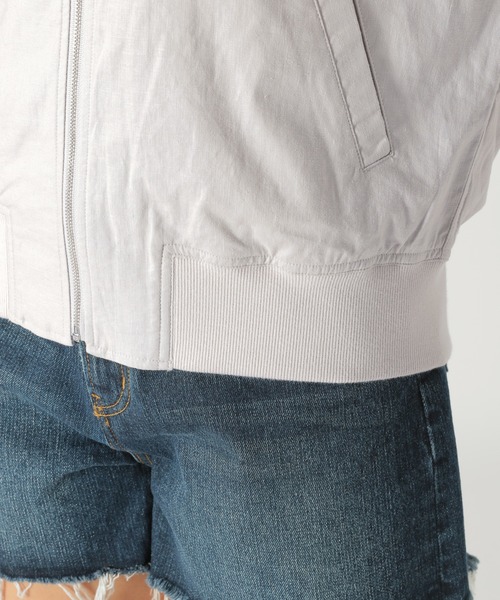 BAYFLOW(ベイフロー)の「リネンZIPブルゾン(ブルゾン・レディース・ライトブルー/カーキ/ベージュ・SMALL/MEDIUM)」の6枚目の写真