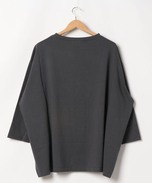 DouDou（ドゥドゥ）の「ワイドチュニックT（Tシャツ/カットソー・レディース・ベージュ/チャコールグレー/オフホワイト・FREE）」の4枚目の写真