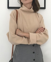 ハイネックプルオーバー