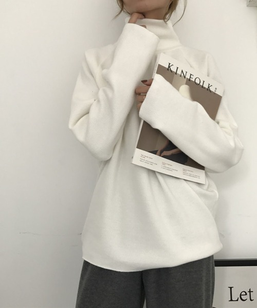 Girly Doll(ガーリードール)の「ハイネックプルオーバー(Tシャツ/カットソー・レディース・ホワイト/ブラック/ベージュ/キャメル/ボルドー・FREE)」の6枚目の写真