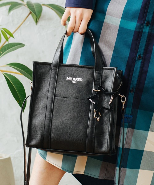 MILKFED.(ミルクフェド)の「NEO STAR CARABINER(キーホルダー・レディース・ブラック/ブラウン/レッド/ピンク/ライトパープル/ライトピンク/ライトイエロー・ONE SIZE)」の10枚目の写真