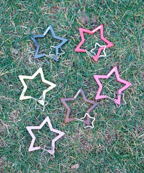 MILKFED.(ミルクフェド)の「NEO STAR CARABINER(キーホルダー・レディース・ブラック/ブラウン/レッド/ピンク/ライトパープル/ライトピンク/ライトイエロー・ONE SIZE)」の18枚目の写真