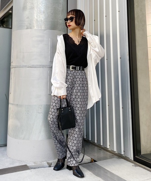 PAGEBOY（ページボーイ）の「レーススカラッププルオーバー（Tシャツ/カットソー・レディース・オフホワイト/グレイッシュベージュ/ブラック・FREE）」の8枚目の写真