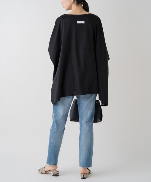 LOUNGEDRESS（ラウンジドレス）の「ポンチョカットソー（Tシャツ/カットソー・レディース・ブラック/オフホワイト・FREE）」の7枚目の写真