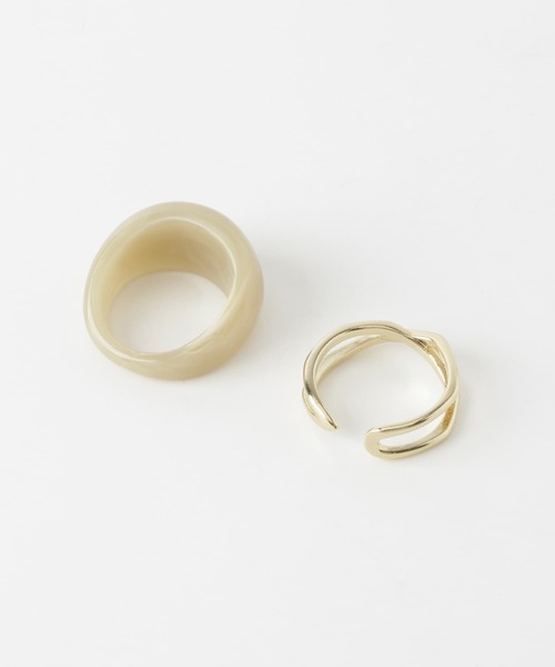 SMELLY（スメリー）の「2セットリング（リング・レディース・ゴールド系その他・-）」の5枚目の写真