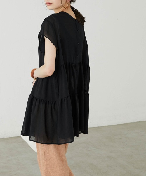 BONLECILL(ボンルシール)の「ふんわりガーゼ 半袖シアーティアードブラウス(シャツ/ブラウス・レディース・ブラック/ブラウン/オフホワイト/サックスブルー・FREE)」の6枚目の写真