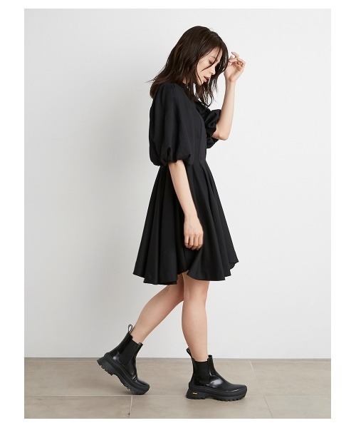 SNIDEL（スナイデル）の「ウエストミニワンピース（ワンピース・レディース・ホワイト/ブラック/カーキ・1/0）」の16枚目の写真