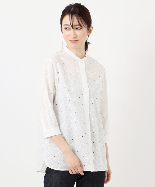 J.PRESS(ジェイプレス)の「【洗える】コットン エンブロイダリーフラワー ブラウス(シャツ/ブラウス・レディース・ホワイト系5・T13/T15)」の3枚目の写真