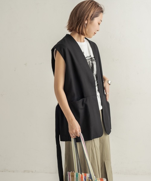 CAPRICIEUX LE'MAGE（カプリシューレマージュ）の「バックドロストベスト（ベスト・レディース・ブラック/ベージュ・FREE）」の17枚目の写真
