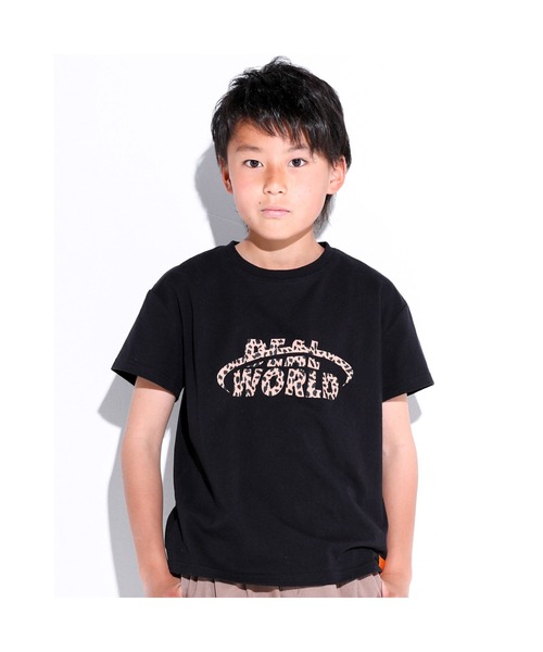 RAD CUSTOM（ラッドカスタム）の「RAD CUSTOM/ロゴ 迷彩柄 ワンポイント Tシャツ（Tシャツ/カットソー・キッズ・ホワイト/ブラック・160/130/120/140/150）」の2枚目の写真