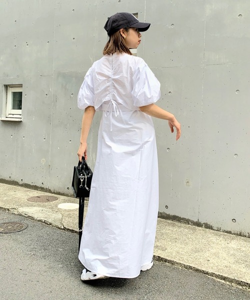 WHO'S WHO gallery（フーズフーギャラリー）の「ボリュームスリーブワンピ（シャツワンピース・レディース・オフホワイト/ブラック・FREE）」の5枚目の写真