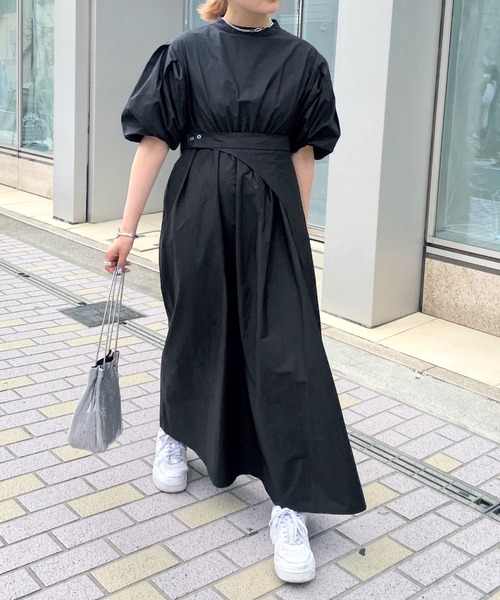 WHO'S WHO gallery（フーズフーギャラリー）の「ボリュームスリーブワンピ（シャツワンピース・レディース・オフホワイト/ブラック・FREE）」の6枚目の写真