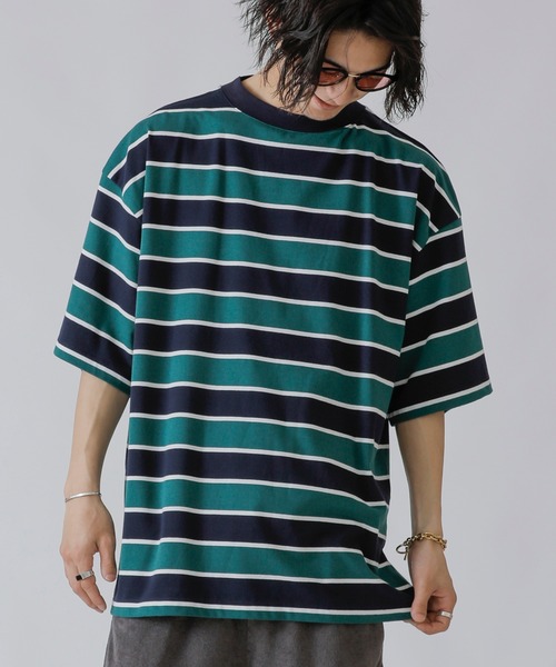 Beno(ビーノ)の「レトロボーダー ワイドモックネック ルーズシルエット Tシャツ(Tシャツ/カットソー・メンズ・ネイビー/オレンジ/ブラウン/グリーン/サックスブルー/オフホワイト・M/L)」の4枚目の写真