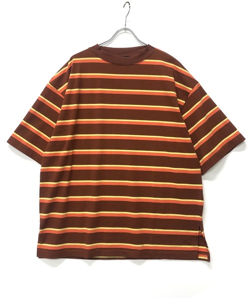 Beno(ビーノ)の「レトロボーダー ワイドモックネック ルーズシルエット Tシャツ(Tシャツ/カットソー・メンズ・ネイビー/オレンジ/ブラウン/グリーン/サックスブルー/オフホワイト・M/L)」の21枚目の写真