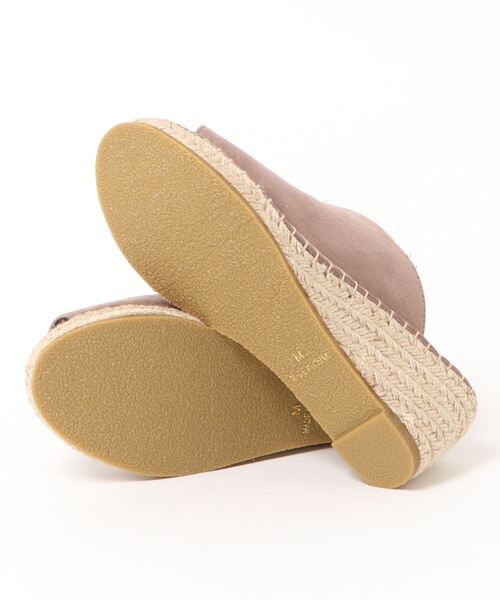 Samansa Mos2 blue（サマンサモスモスブルー）の「センターシームウェッジサンダル（サンダル・レディース・モカ/ベージュ/グレー・LARGE/MEDIUM）」の5枚目の写真