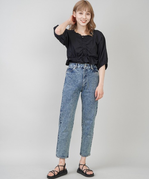 SPINNS（スピンズ）の「Ｖネックフリルギャザーレースブラウス（シャツ/ブラウス・レディース・ブラック/オフホワイト・ONESIZE）」の5枚目の写真