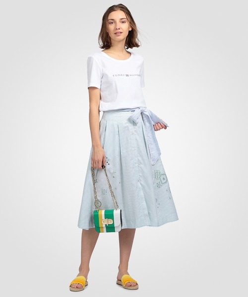 TOMMY HILFIGER(トミーヒルフィガー)の「ベーシックロゴTシャツ(Tシャツ/カットソー・レディース・ネイビー/レッド/ホワイト・MEDIUM/X-SMALL/SMALL)」の4枚目の写真