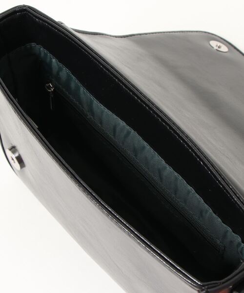 EDT（イーディーティー）の「EDT　PU frap2wayshoulder（ショルダーバッグ・レディース・ブラック/ベージュ/グレー・FREE）」の6枚目の写真