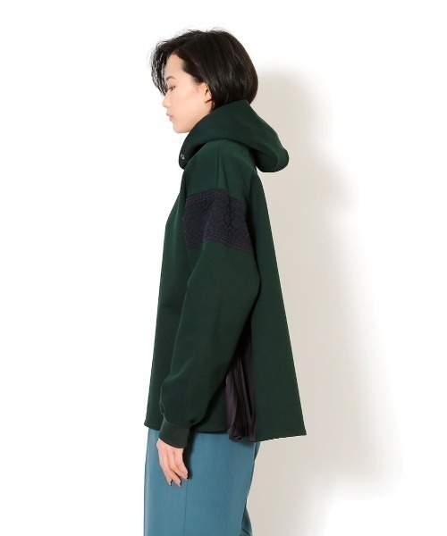 EZUMi(エズミ)の「EZUMi(エズミ)レースコンビサイドプリーツパーカー / YEAW21CS01(パーカー・レディース・グリーン・FREE)」の3枚目の写真