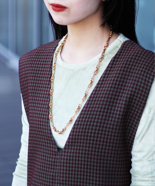 Ray BEAMS(レイビームス)の「Ray BEAMS / デザインチェーン ロング ネックレス(ネックレス・レディース・ゴールド・ONE SIZE)」の1枚目の写真