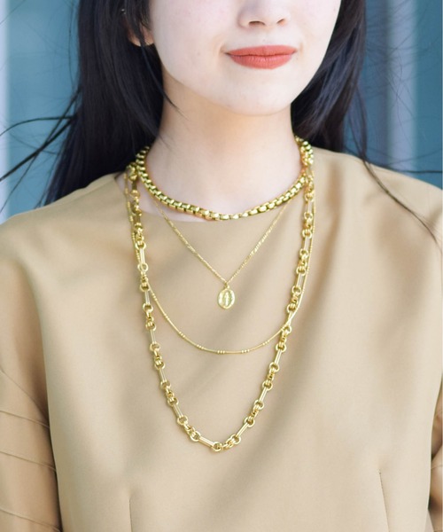 Ray BEAMS(レイビームス)の「Ray BEAMS / デザインチェーン ロング ネックレス(ネックレス・レディース・ゴールド・ONE SIZE)」の6枚目の写真