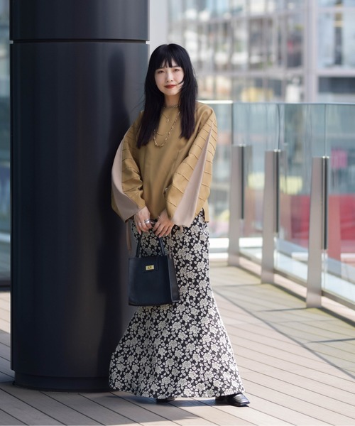 Ray BEAMS(レイビームス)の「Ray BEAMS / デザインチェーン ロング ネックレス(ネックレス・レディース・ゴールド・ONE SIZE)」の8枚目の写真