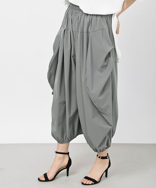 rps(アールピーエス)の「バルーンタックパンツ(その他パンツ・レディース・カーキ/ブラック/ベージュ/グレー/ブラック系その他4・M/フリー)」の3枚目の写真