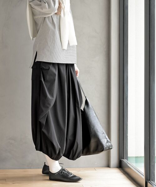 rps(アールピーエス)の「バルーンタックパンツ(その他パンツ・レディース・カーキ/ブラック/ベージュ/グレー/ブラック系その他4・M/フリー)」の19枚目の写真