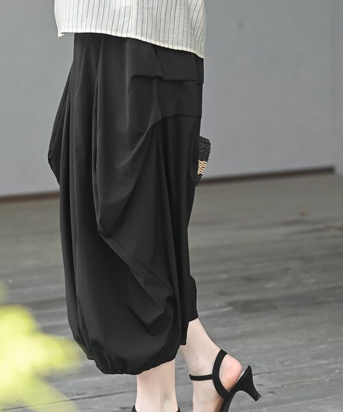 rps(アールピーエス)の「バルーンタックパンツ(その他パンツ・レディース・カーキ/ブラック/ベージュ/グレー/ブラック系その他4・M/フリー)」の17枚目の写真