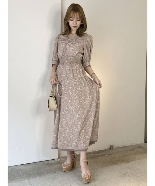 dazzlin（ダズリン）の「アソートギャザーワンピース（ワンピース・レディース・ブラック/ベージュ/ピンク・FREE）」の4枚目の写真