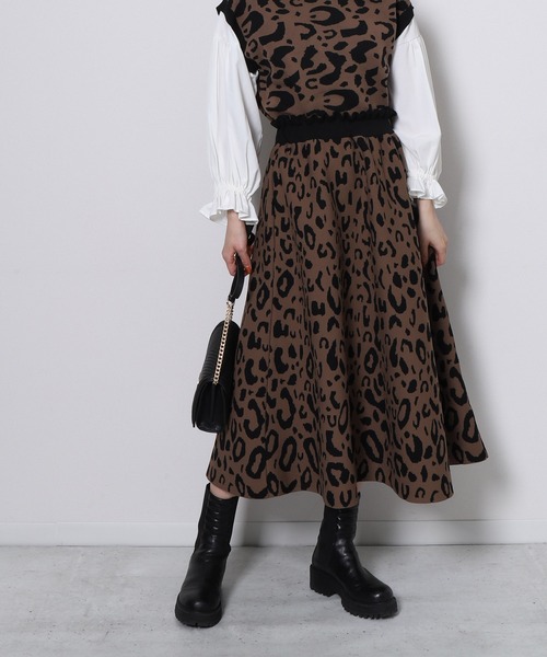 Re.Verofonna（ヴェロフォンナ）の「ジャガードニットスカート（スカート・レディース・ブラック/レオパード/その他/ブラック系その他・MEDIUM）」の4枚目の写真