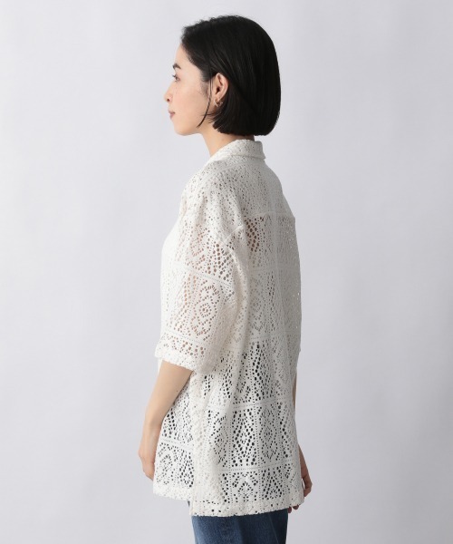 LOWRYS FARM(ローリーズファーム)の「コットンスクエアレースシャツSS 957494(シャツ/ブラウス・レディース・オフホワイト/ブラック・FREE)」の5枚目の写真