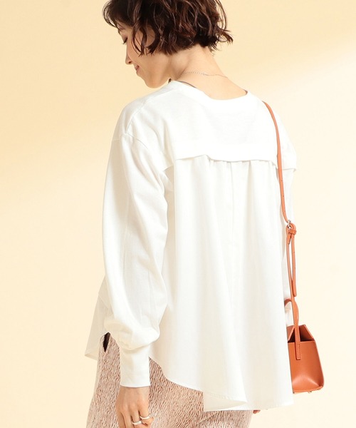 Ray BEAMS(レイビームス)の「Ray BEAMS / バック ギャザー キリカエ Tシャツ(Tシャツ/カットソー・レディース・ブラック/ホワイト/ベージュ・ONE SIZE)」の16枚目の写真