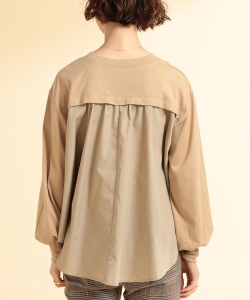 Ray BEAMS(レイビームス)の「Ray BEAMS / バック ギャザー キリカエ Tシャツ(Tシャツ/カットソー・レディース・ブラック/ホワイト/ベージュ・ONE SIZE)」の15枚目の写真