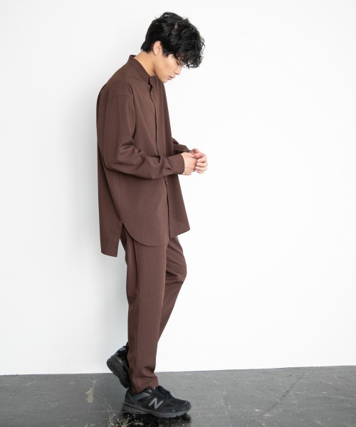 LOWRYS FARM（ローリーズファーム）の「クリアトロバンドカラーシャツ　215517（シャツ/ブラウス・メンズ・ブラック/ブラウン/グリーン/ブラック系その他/ブラウン系その他/ライム・MEDIUM/LARGE）」の8枚目の写真