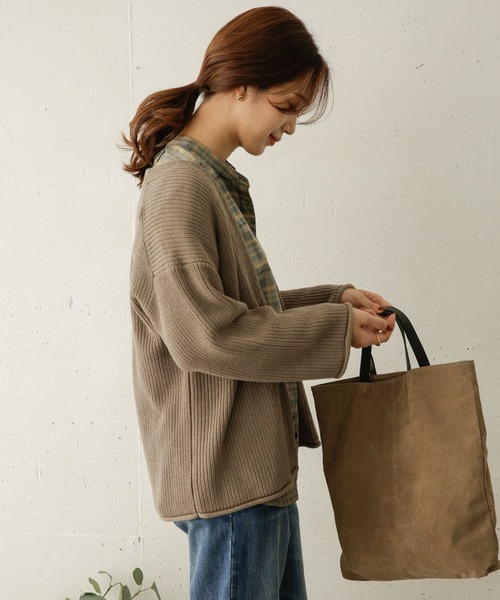 URBAN RESEARCH DOORS(アーバンリサーチドアーズ)の「ローゲージカーディガン(カーディガン/ボレロ・レディース・モカ/ブルー/スミクロ・ONE)」の15枚目の写真