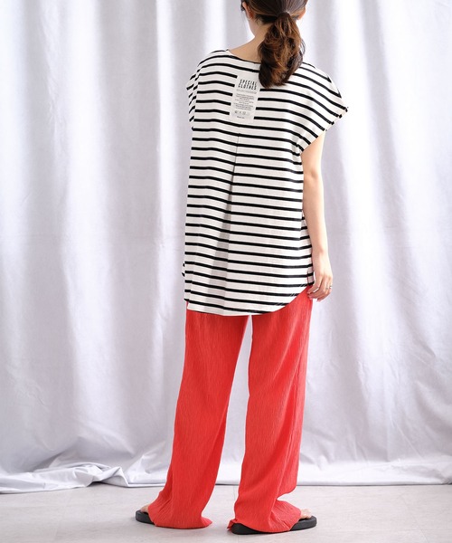 ANDJ(アンドジェイ)の「バックロゴタグボーダーTシャツ(Tシャツ/カットソー・レディース・ブラック/レッド/ブルー・M)」の13枚目の写真