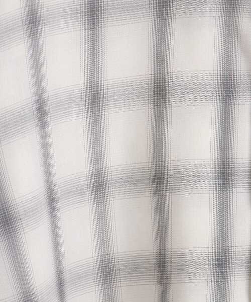 MAJESTIC LEGON（マジェスティックレゴン）の「着回しオーバーシャツ（シャツ/ブラウス・レディース・アイボリー/グレー系その他/ベージュ系その他2・MEDIUM/SMALL）」の21枚目の写真